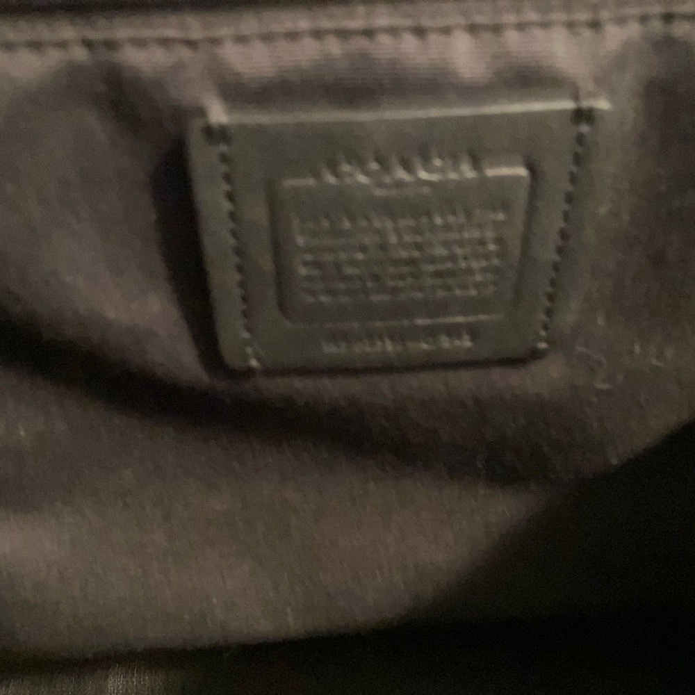 😍Coach black monogram tote bag like NEW!🌸👛 - Picture 6 of 8